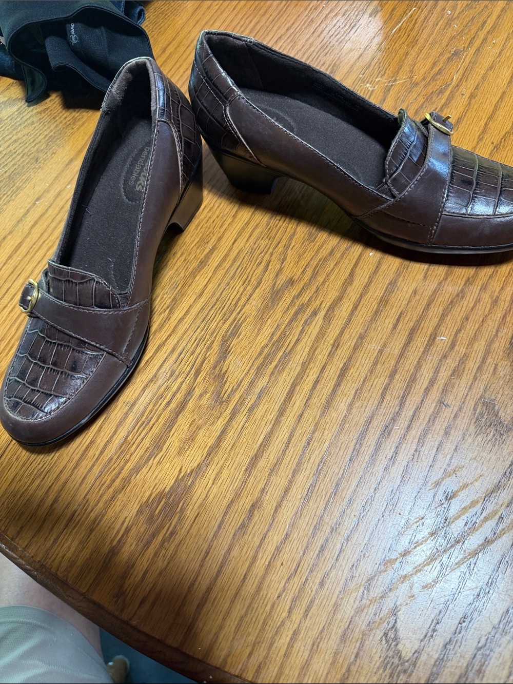Clarks Women's Brown Croc-Embossed Buckle Loafers - Picture 5 of 8